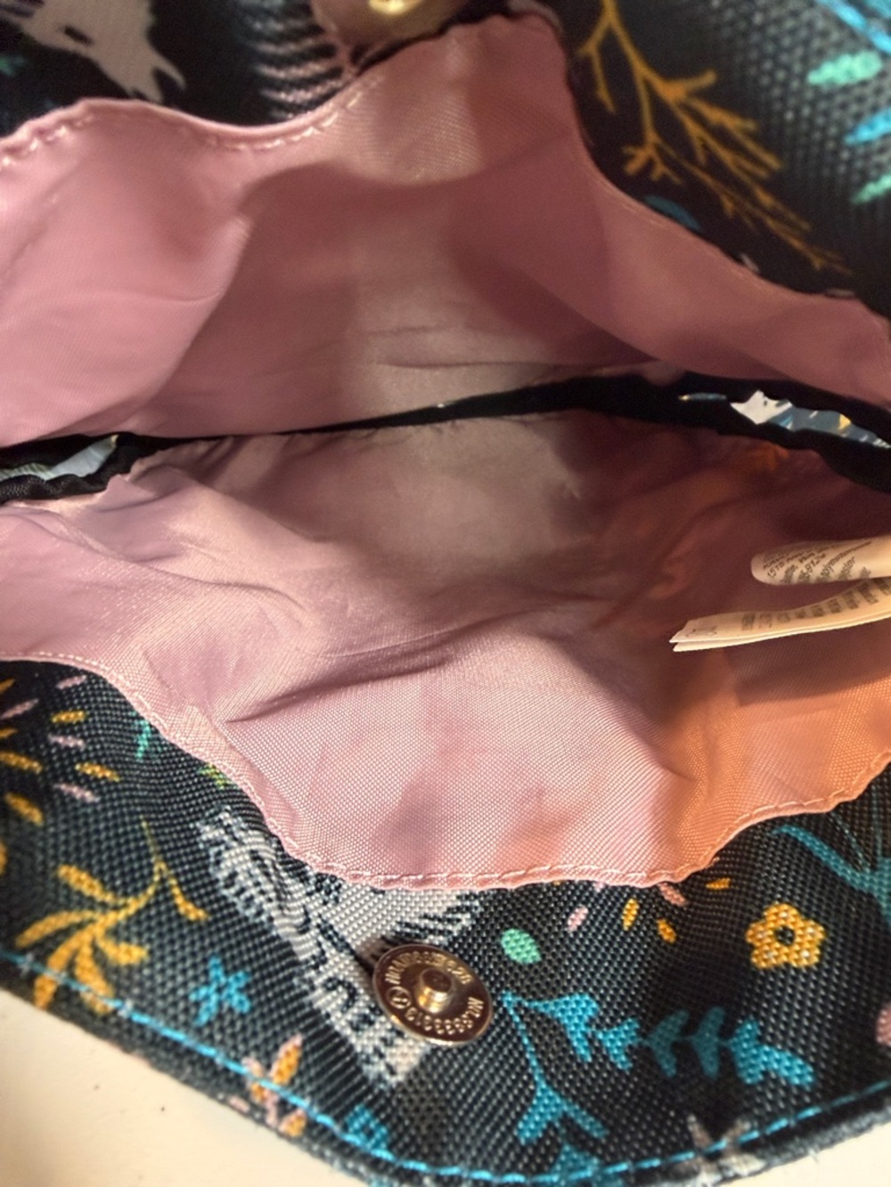 KAVU Keeper Crossbody Bag - Picture 8 of 9